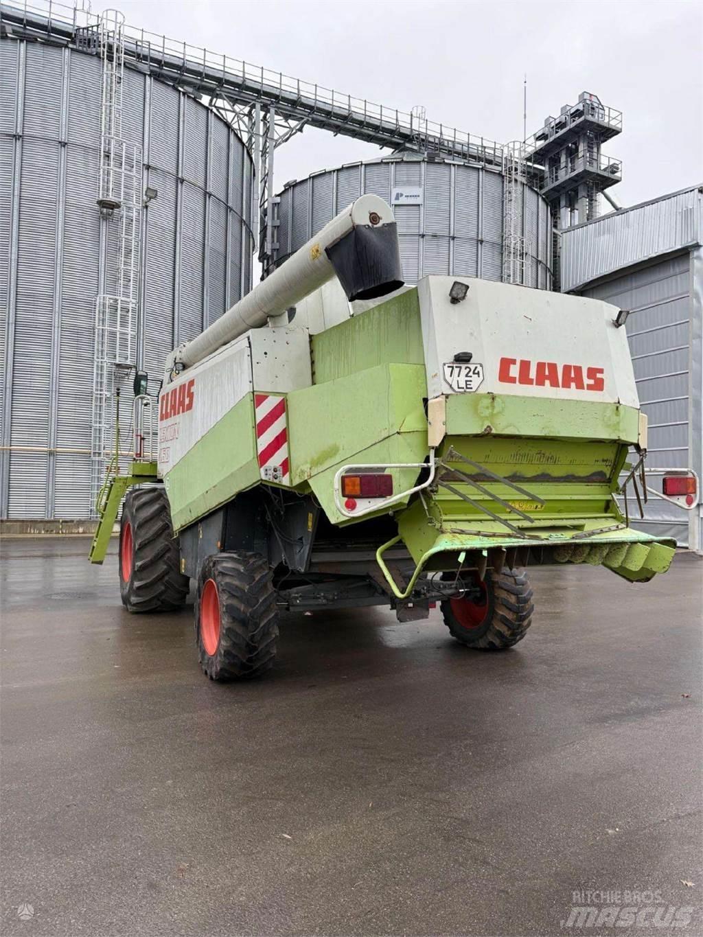 CLAAS LEXION 460 Ceifeiras debulhadoras