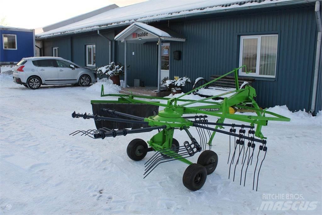 Deutz-Fahr 300 Ancinho virador
