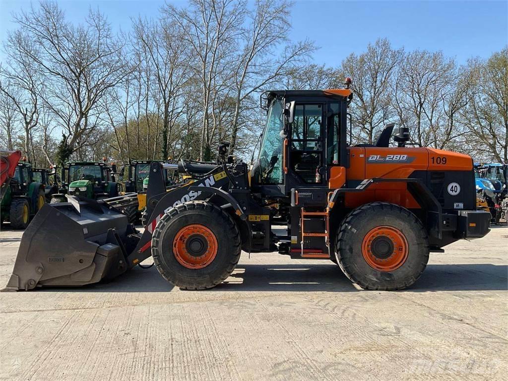 Doosan DL280 Carregadeiras de rodas