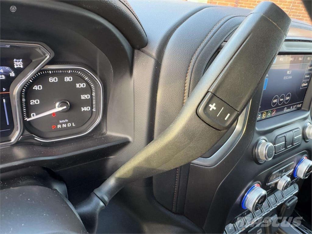 GMC  Automóvel