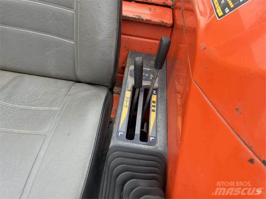 Hinomoto NX300 Tratores Agrícolas usados