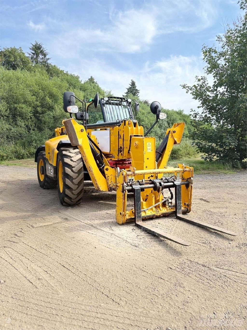 JCB 540-170 Manipulador telescópico