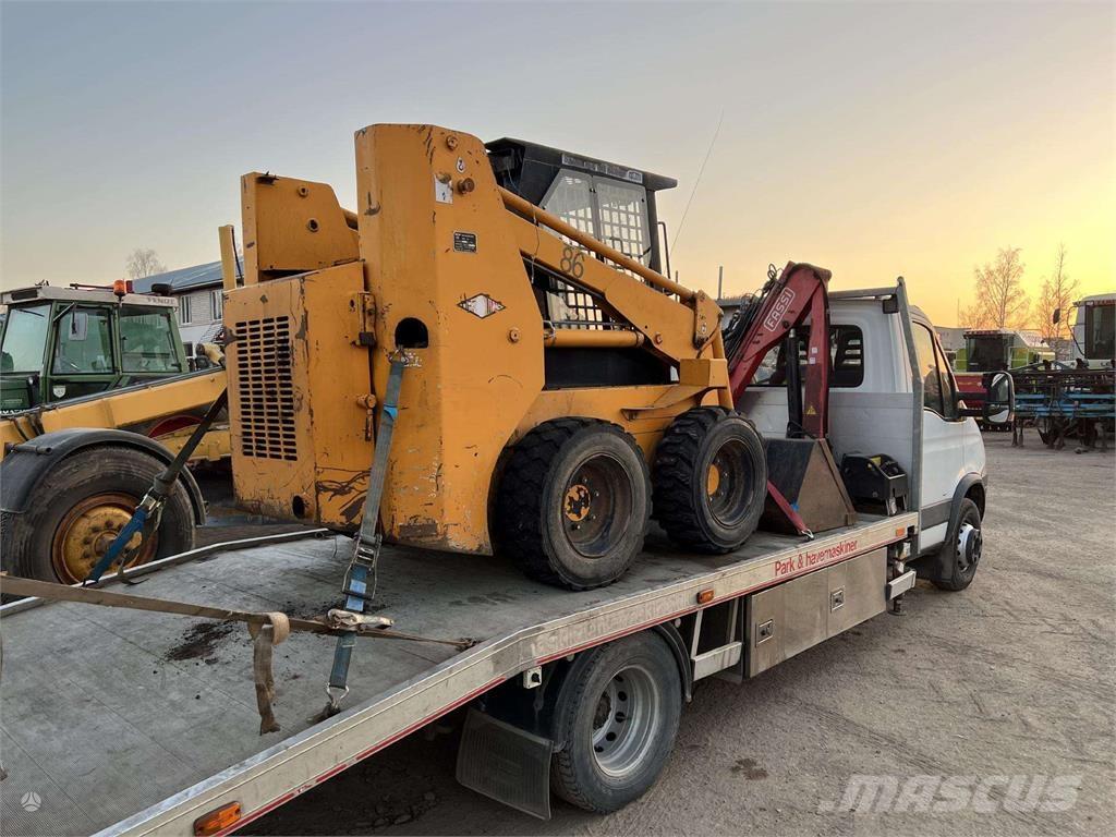  -Kita- HT60 Mini carregadoras