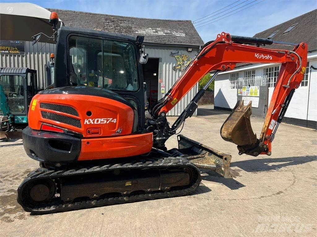 Kubota KX057-4 Escavadeiras de esteiras