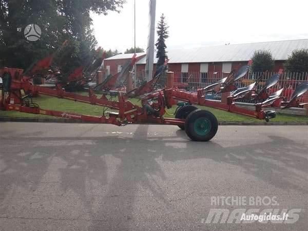 Kverneland PL 100 Charruas convencionais