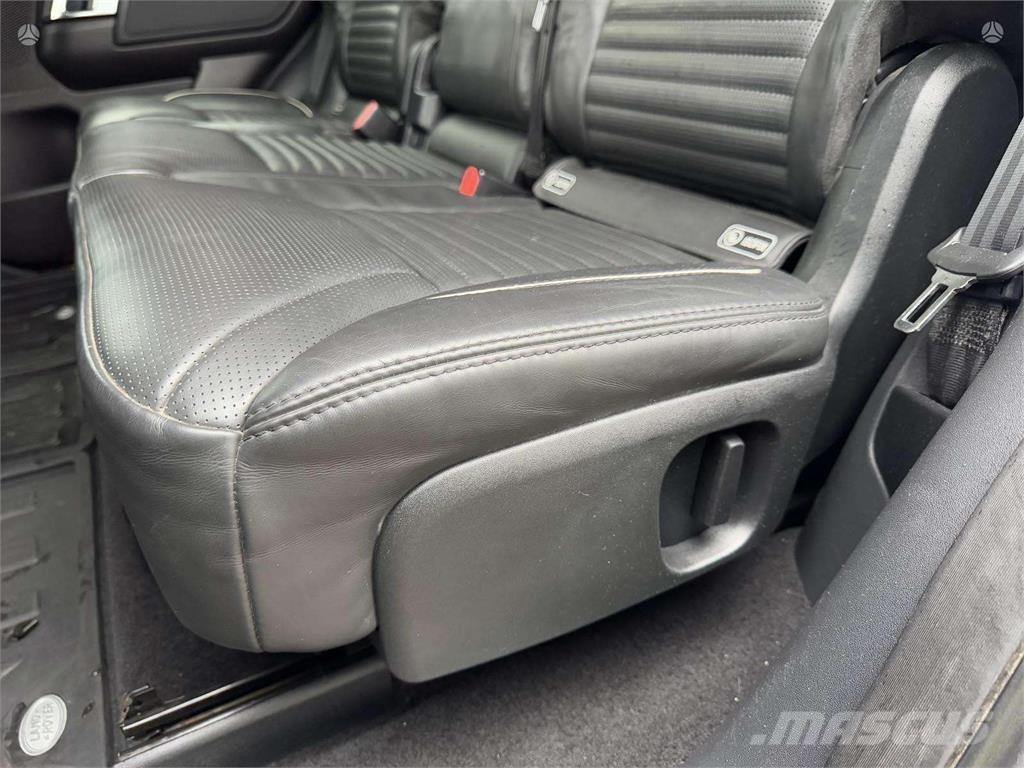Land Rover  Automóvel