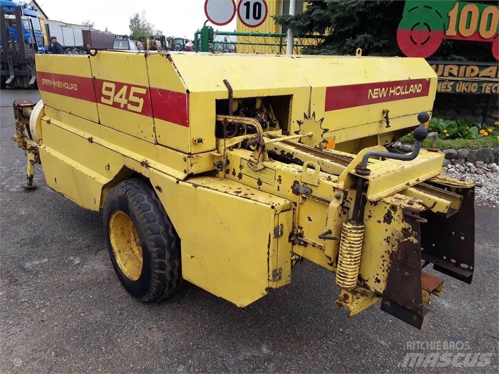 New Holland 945 Enfardadeira de rolos