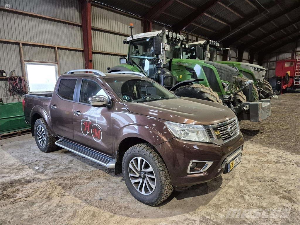 Nissan  Automóvel