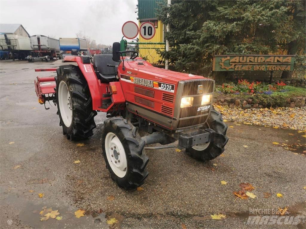 Shibaura D32f Tratores Agrícolas usados
