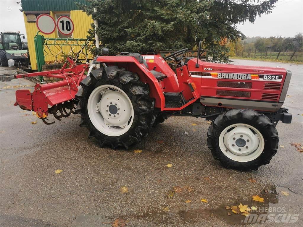 Shibaura D32f Tratores Agrícolas usados