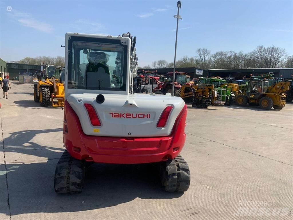 Takeuchi TB370 Escavadeiras de esteiras