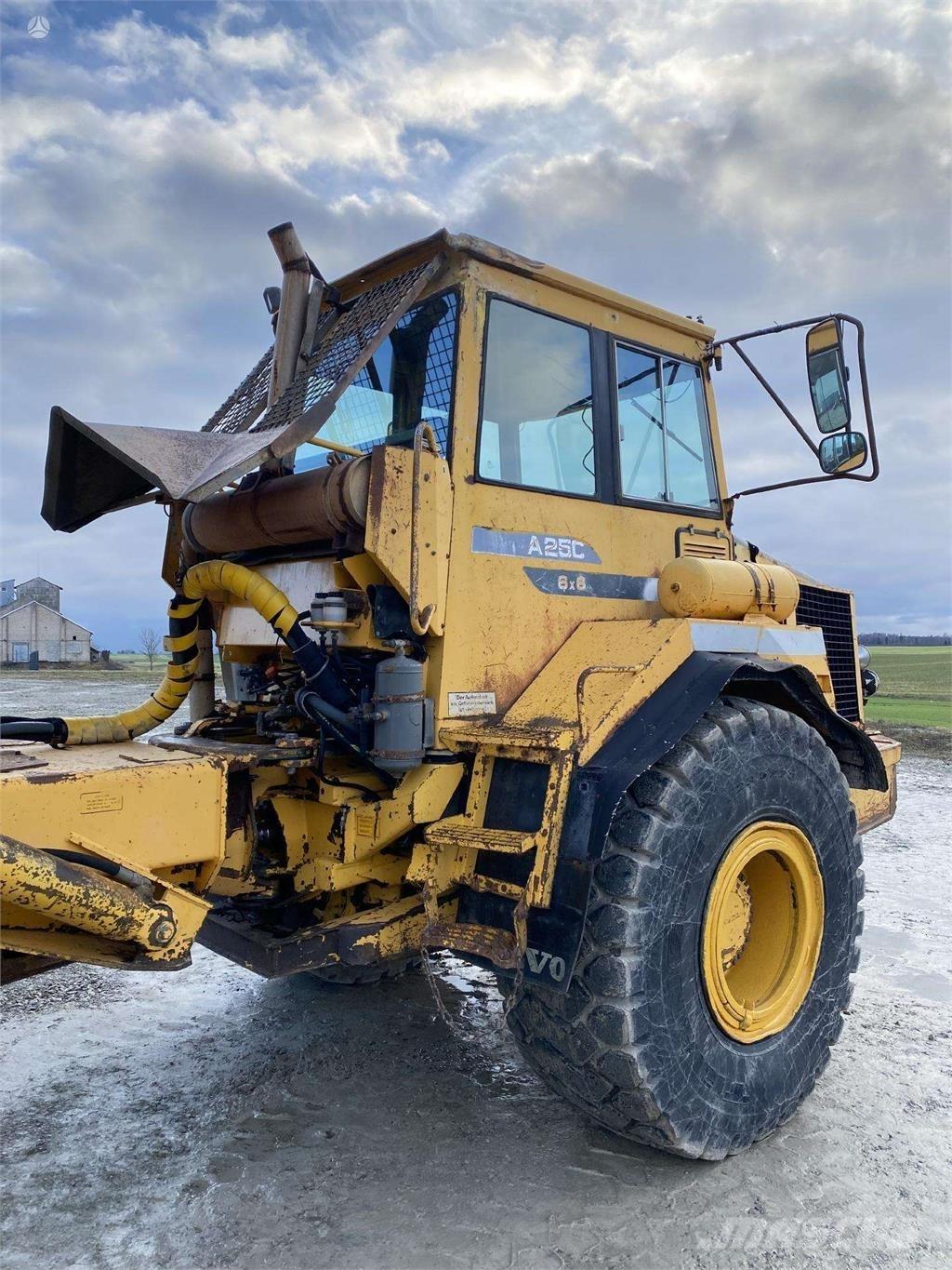 Volvo A25C , Nr.4 Caminhões articulados