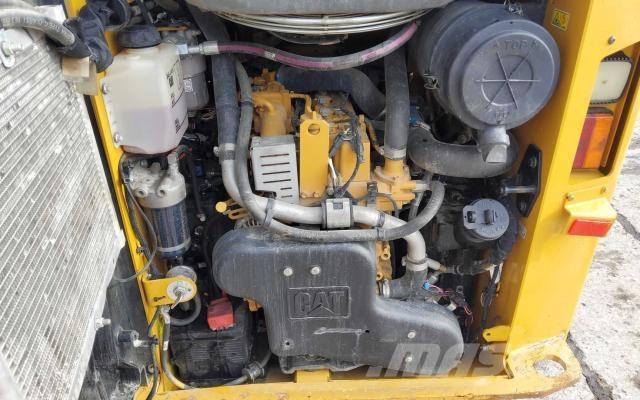 CAT 259D HF Minicarregadeiras