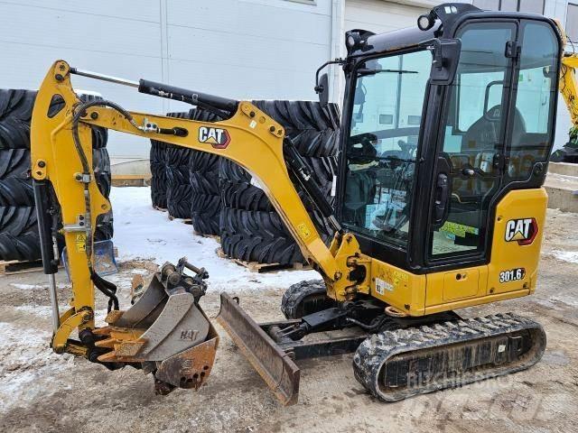 CAT 301.6 Miniescavadeiras