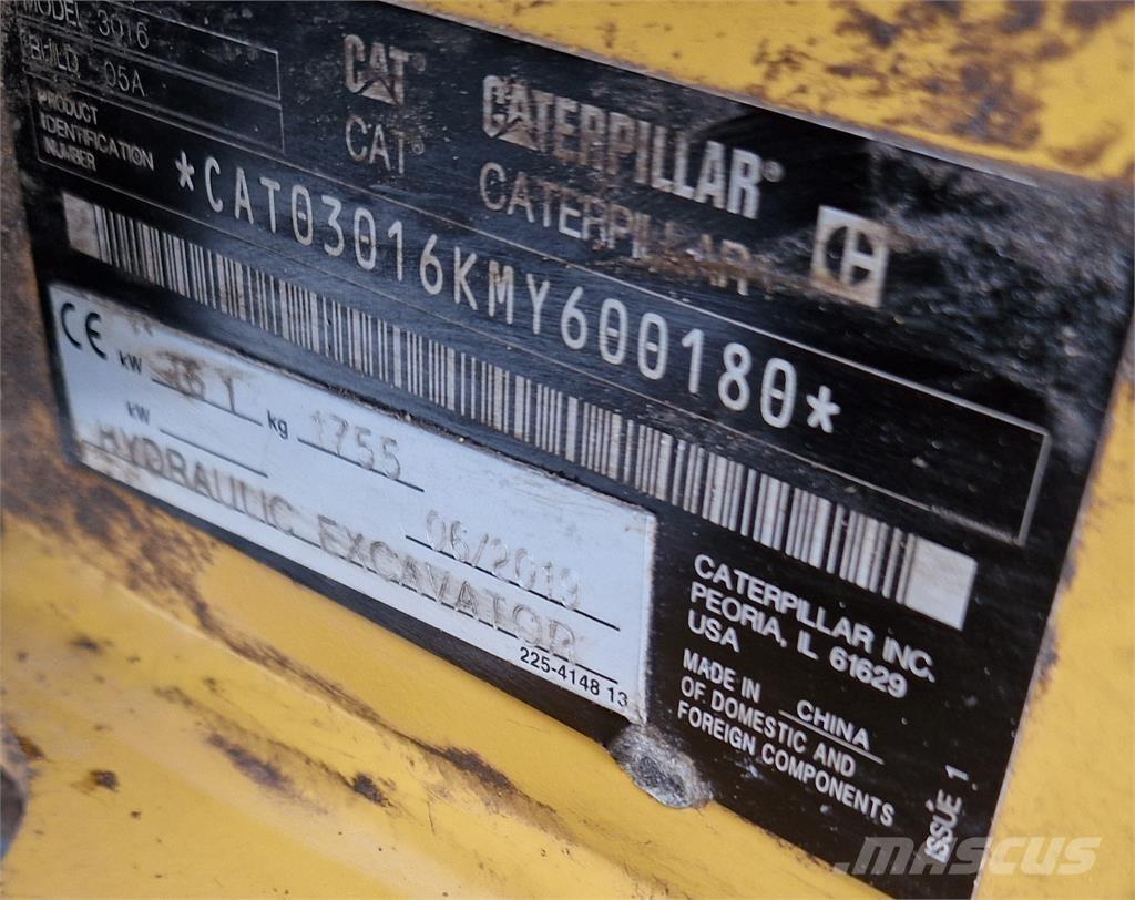 CAT 301.6 Miniescavadeiras