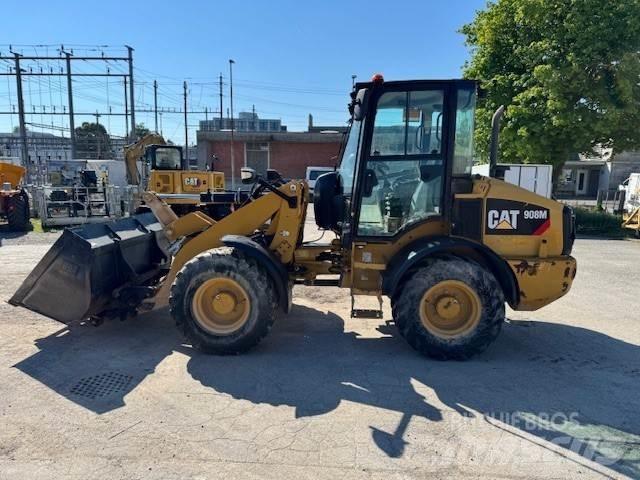 CAT 908M Carregadeiras de rodas