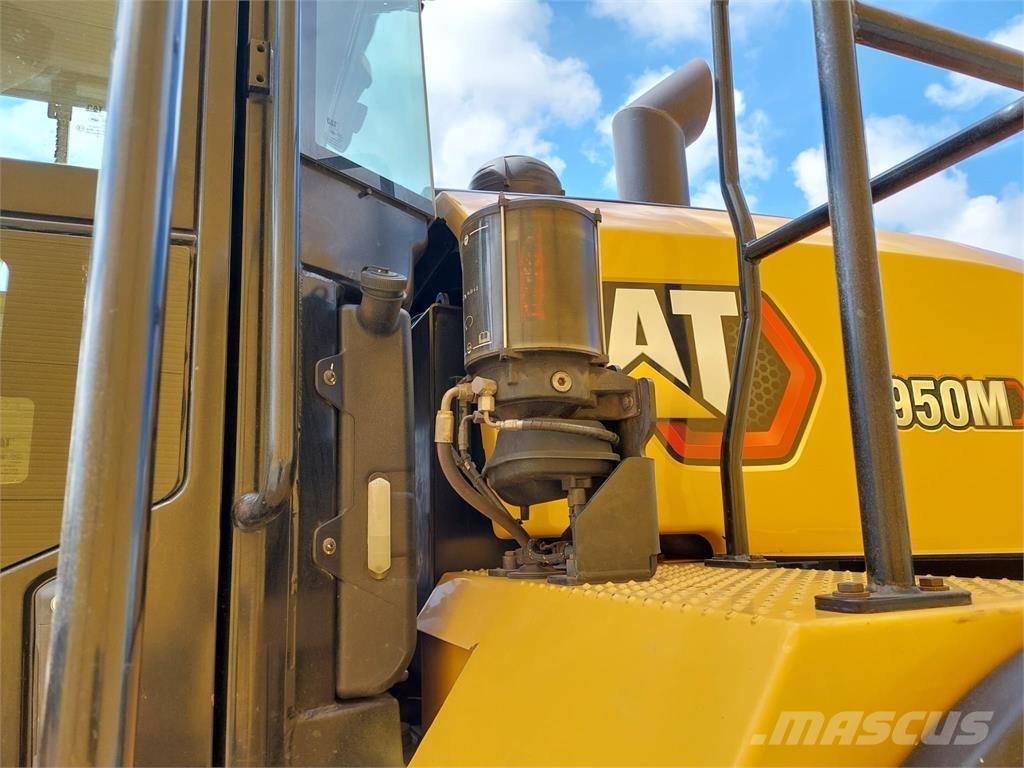 CAT 950M Carregadeiras de rodas