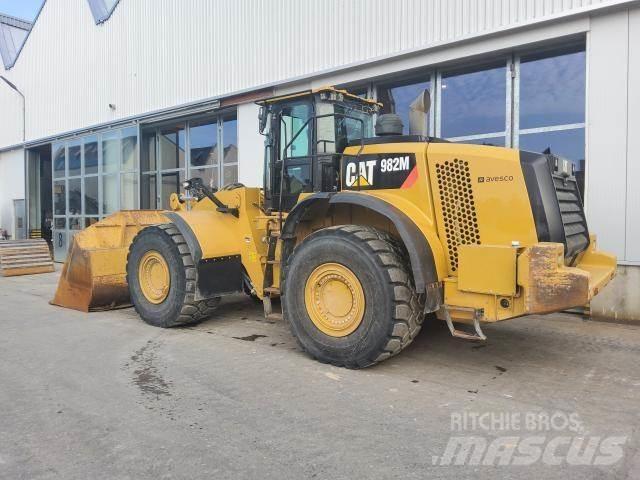 CAT 982M Carregadeiras de rodas