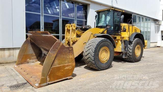 CAT 982M Carregadeiras de rodas