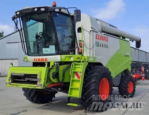 CLAAS Tucano 440 Ceifeiras debulhadoras