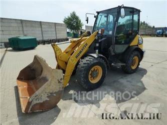 Komatsu 65 Carregadeiras de rodas