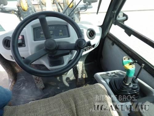 Komatsu 65 Carregadeiras de rodas