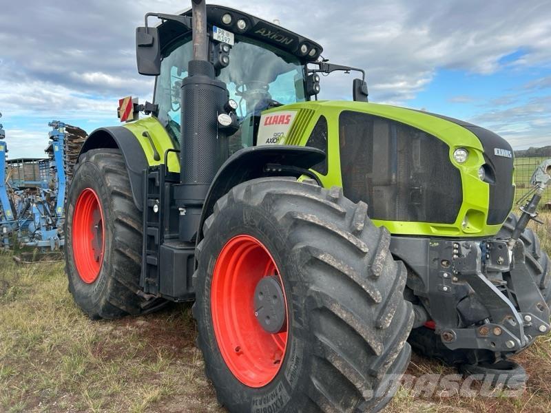 CLAAS Axion 950 Tratores Agrícolas usados