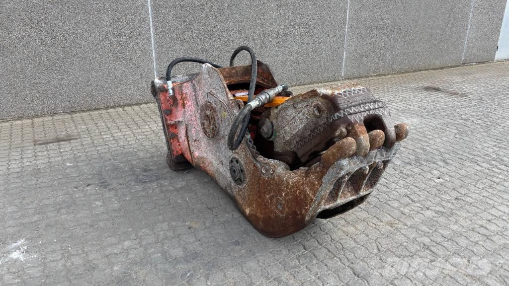 NPK G 18 J Trituradores