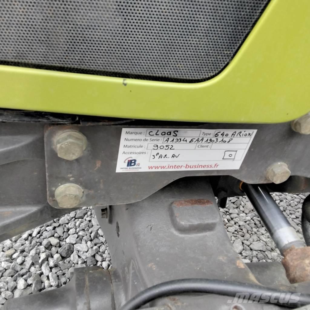 CLAAS 640 ARION Tratores Agrícolas usados