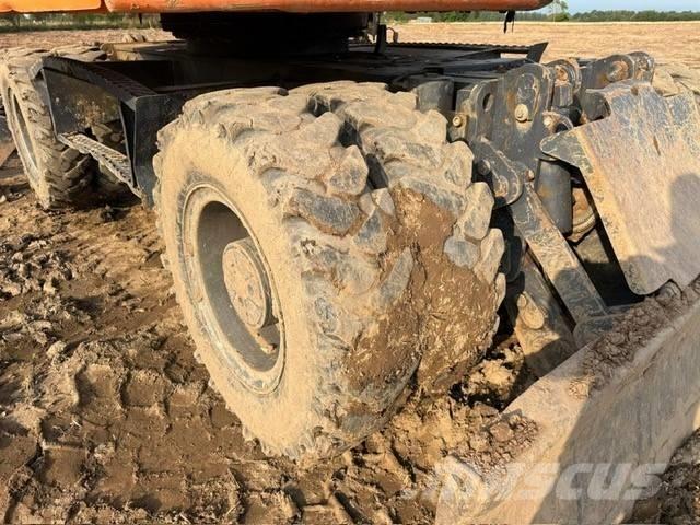 Doosan DX 160 W-3 Escavadoras de rodas