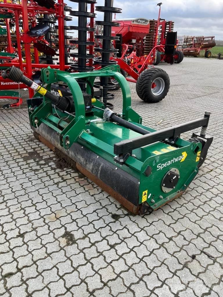 Spearhead Q 2500 HD Gadanheiras