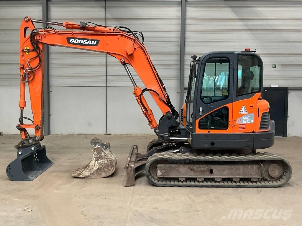 Doosan DX 85 R-3 Escavadoras Midi 7t - 12t