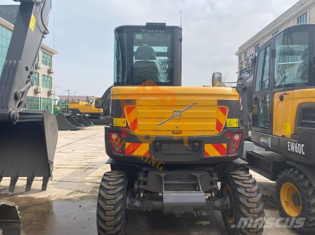 Volvo EW 60w vs Escavadeiras de esteiras