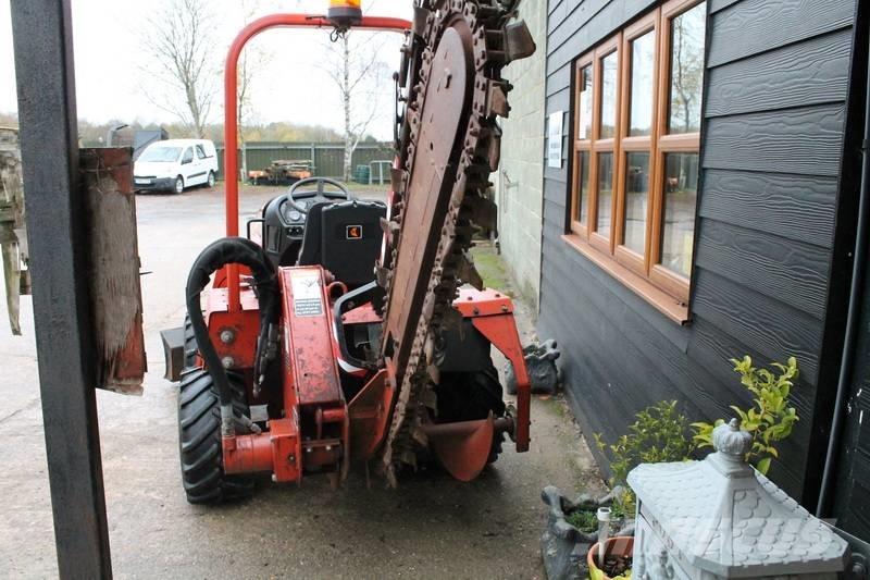 Ditch Witch RT 40 Abre-valas