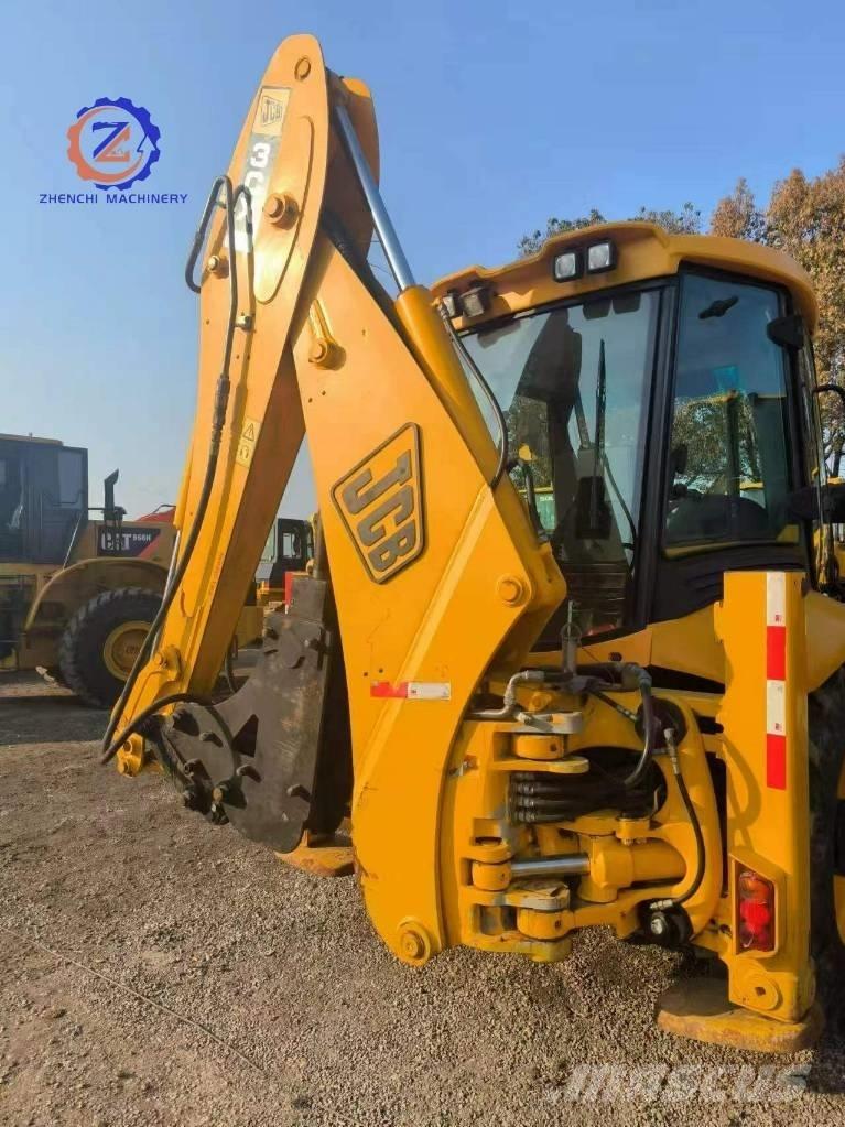 JCB 3 CX Retroescavadeiras