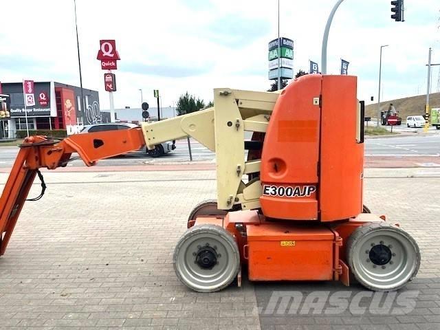 JLG E 300 AJP Elevadores braços articulados