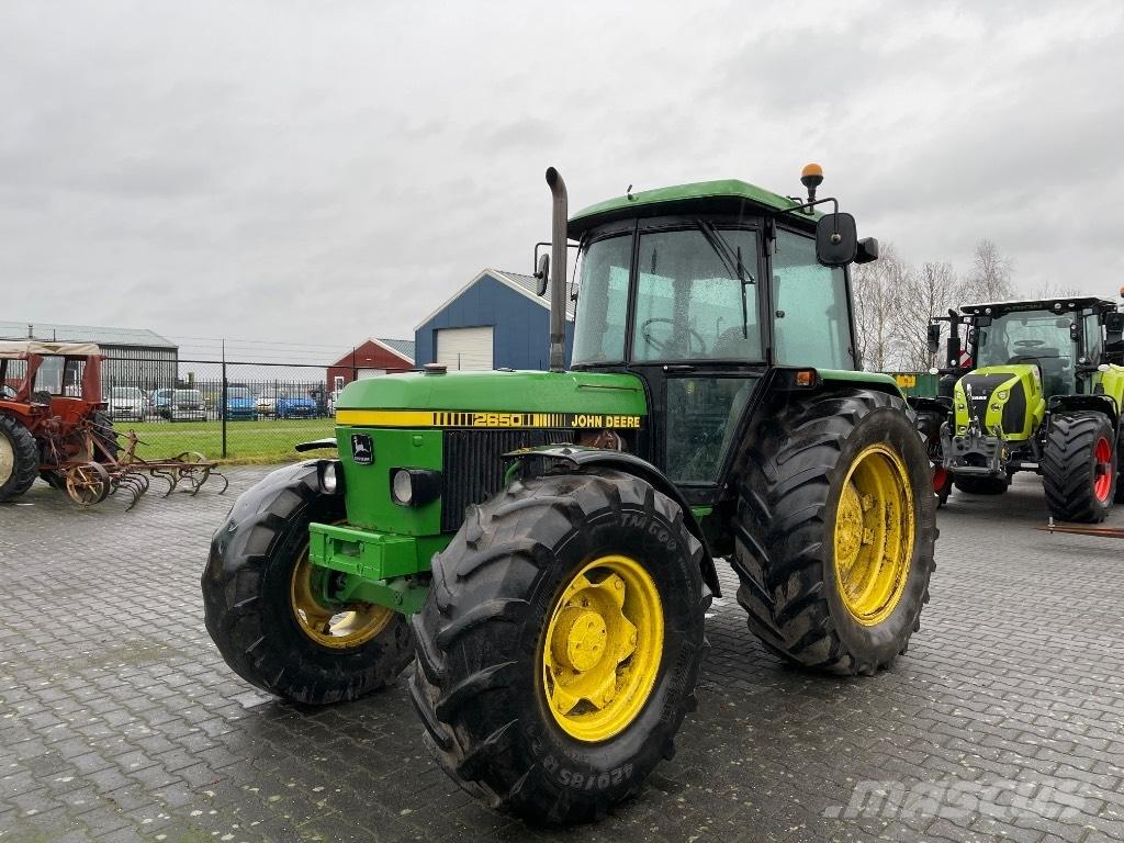 John Deere 2650 Tratores Agrícolas usados