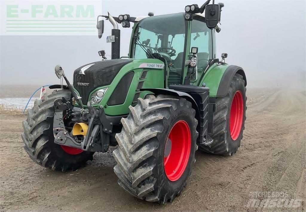 Fendt Vario 718 Tratores Agrícolas usados