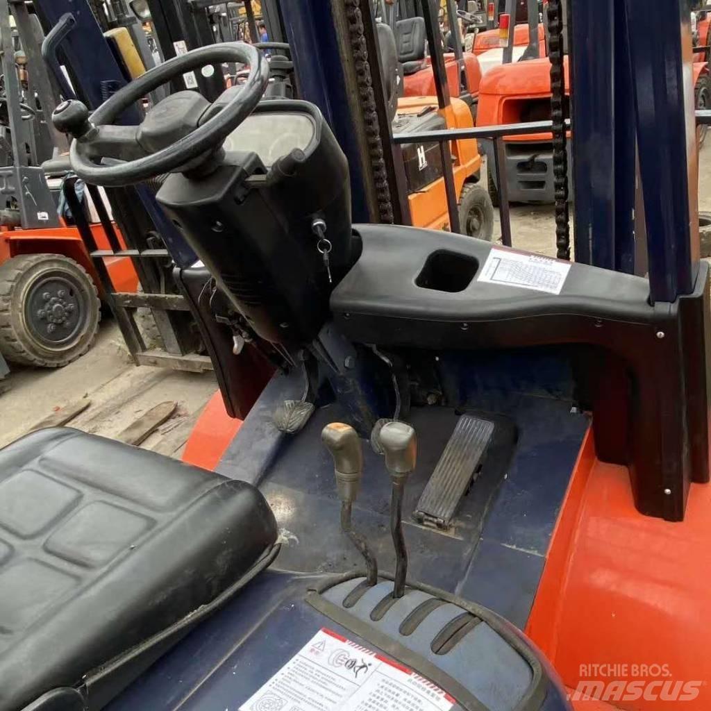 Heli H2000 30 Empilhadores Diesel