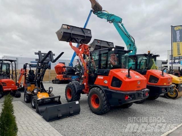 Kubota R 090 Carregadeiras de rodas