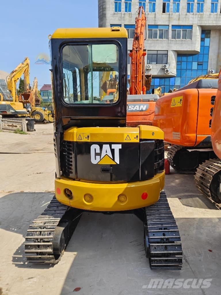 CAT 304 Miniescavadeiras