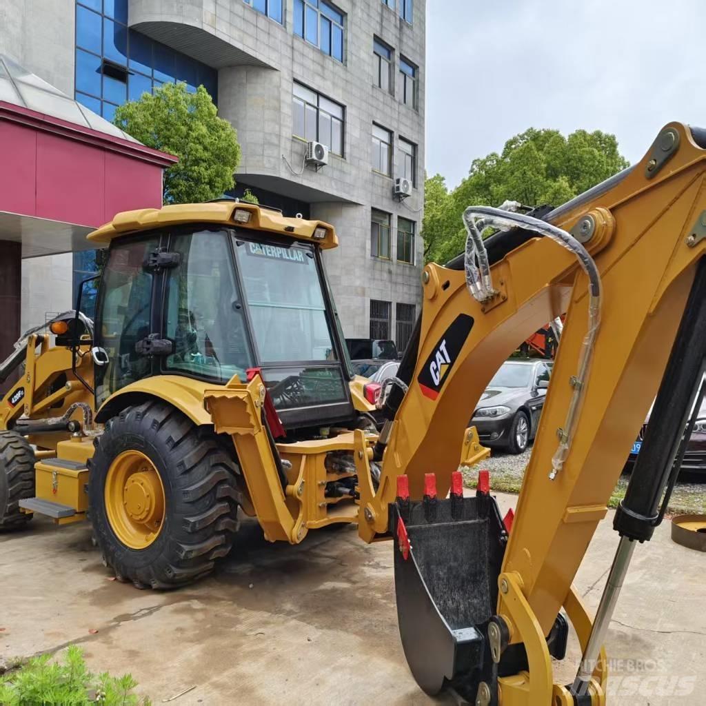 CAT 420 Retroescavadeiras