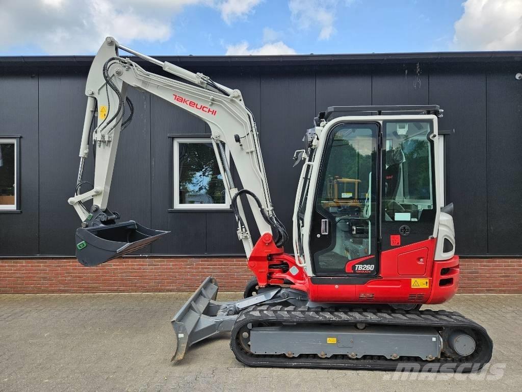 Takeuchi TB 260 Miniescavadeiras