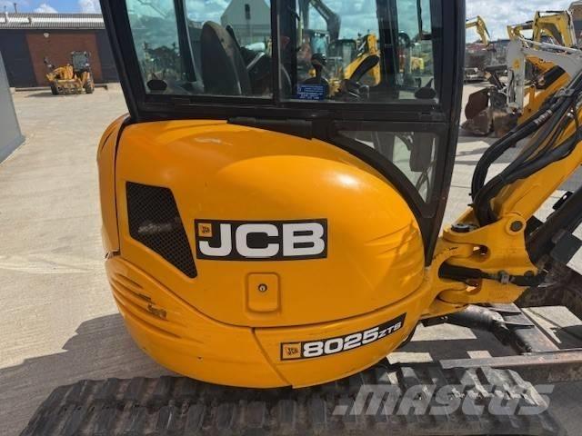 JCB 8025 ZTS Miniescavadeiras
