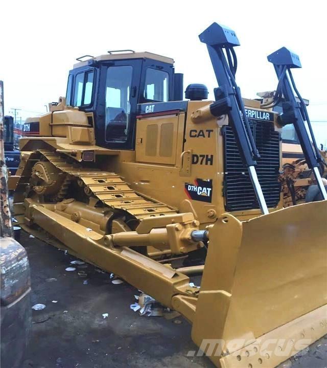 CAT D7H Dozers - Tratores rastos