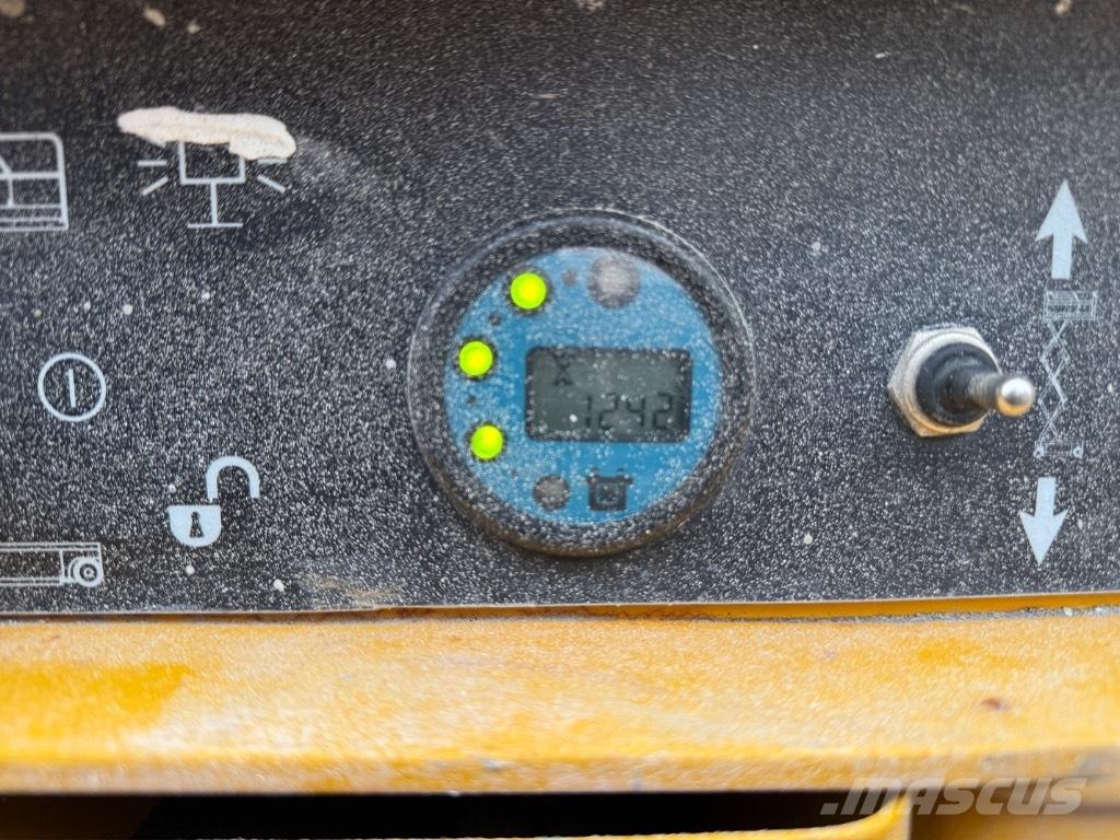 Haulotte Compact 14 Elevadores de tesoura