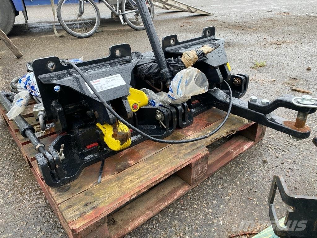 Case IH PUMA 240 CVX Chains / Rastos