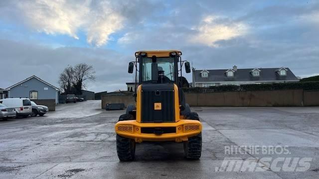 JCB 411 Carregadeiras de rodas
