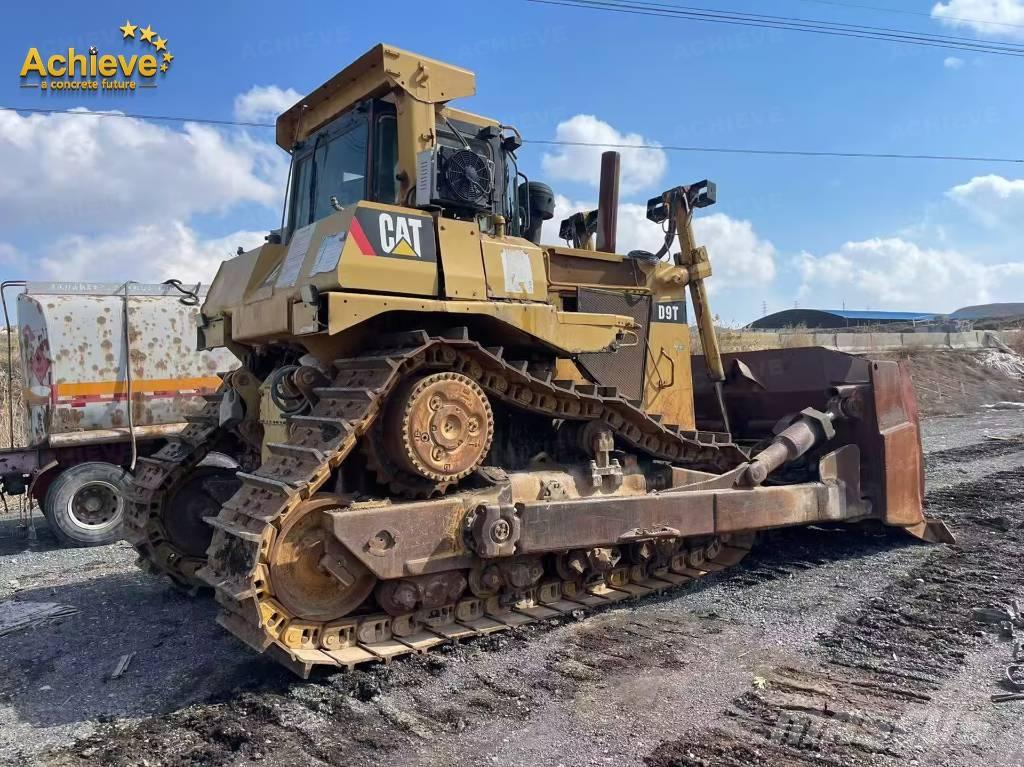 CAT D 9 T Dozers - Tratores rastos