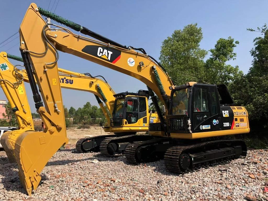 CAT 320D Escavadeiras de esteiras